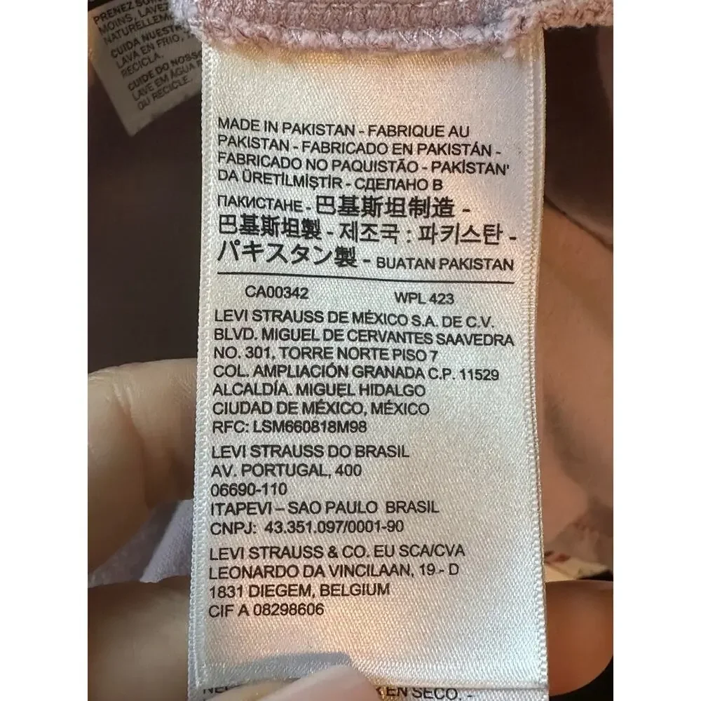 Levis levi lilac